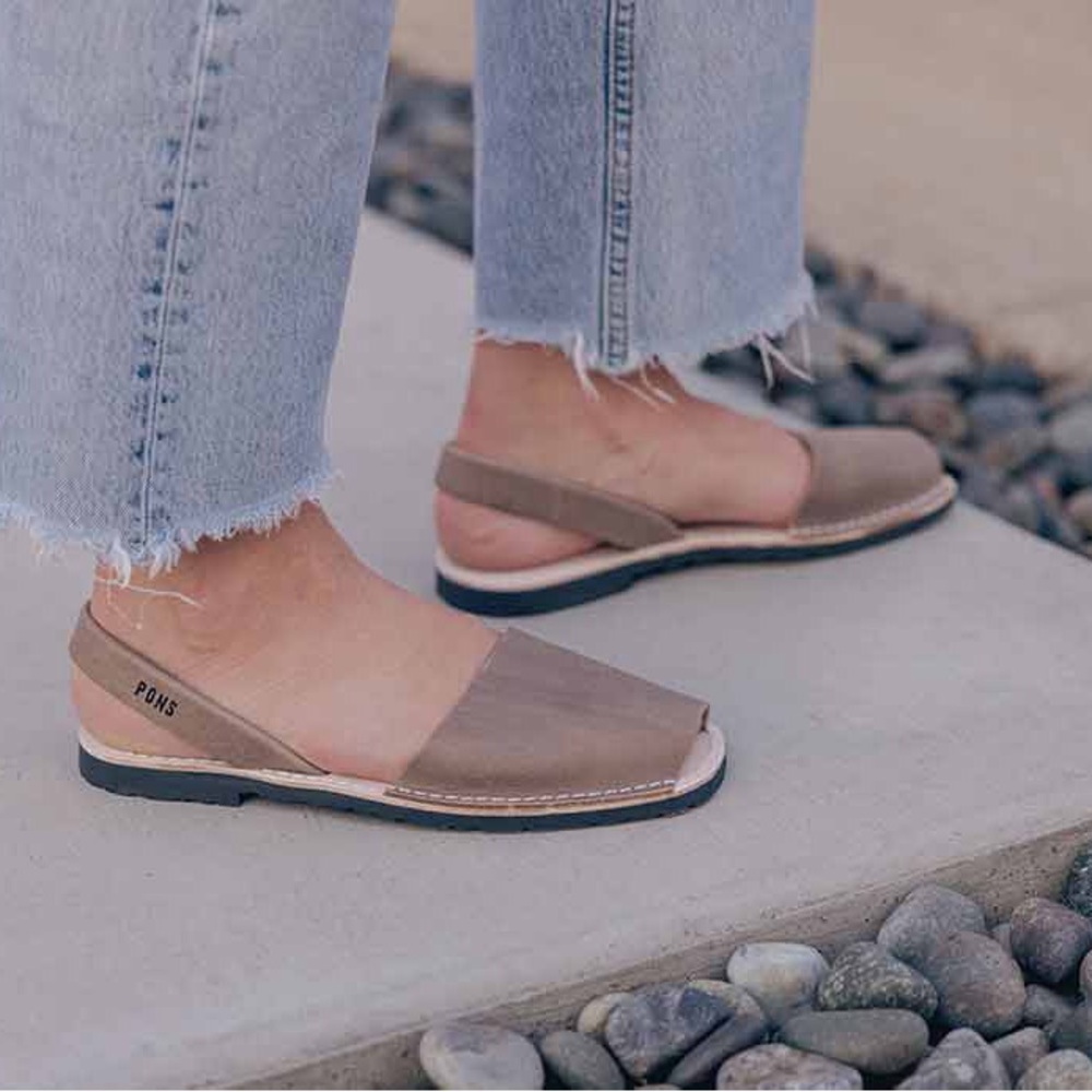Pons Avarcas sandals in taupe